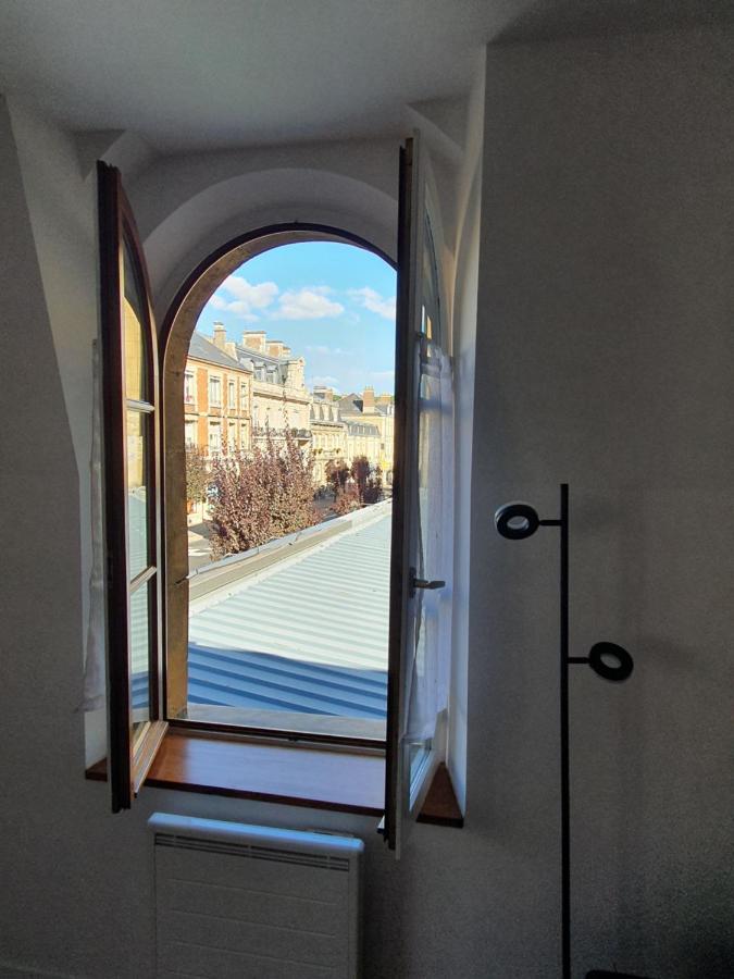 Appartement De Thomas Charleville-Mézières Dış mekan fotoğraf